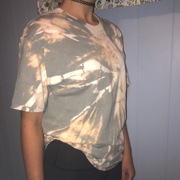 Custom UNISEX Bleach Tie Dye Shirt - Picture 3 of 8